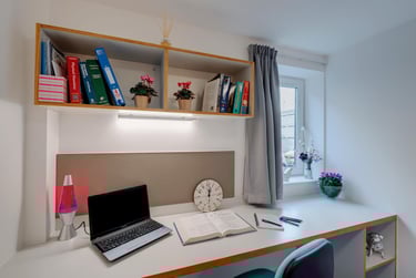 1 bed flat, Regent Street, City Centre, Plymouth, PL48BA - Image 2